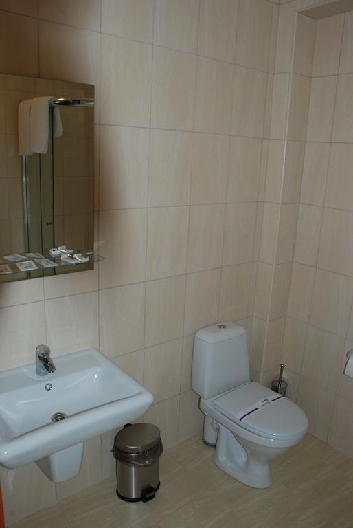 Shato Paradis Hotel Irpín Habitación foto